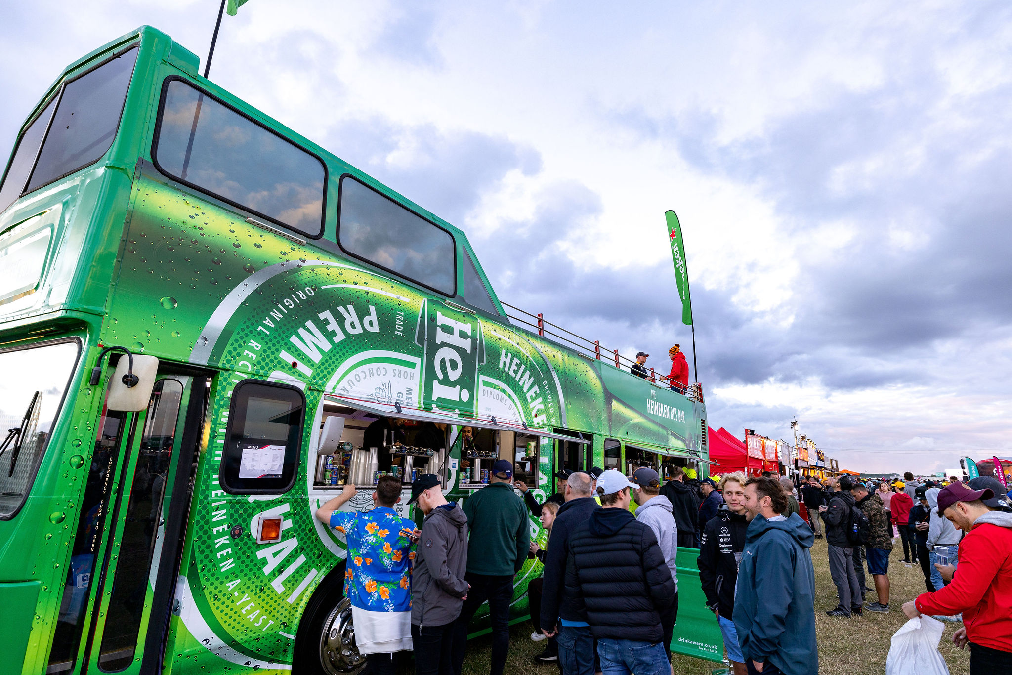 Heineken Bus Bar service